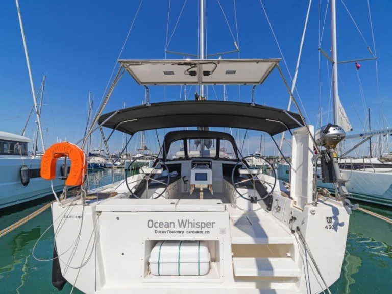 Yacht charter Ávdira cheap Dufour 430