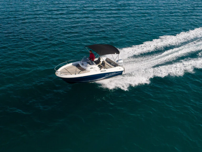 Rent a Jeanneau Cap Camarat 5.5 WA Pula