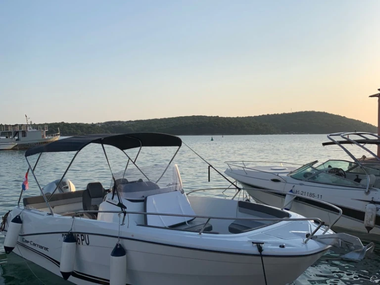 Jeanneau Cap Camarat 6.5 CC charter bareboat or captained in  Pula