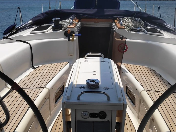 Sailboat rental with or without captain Bavaria Ávdira