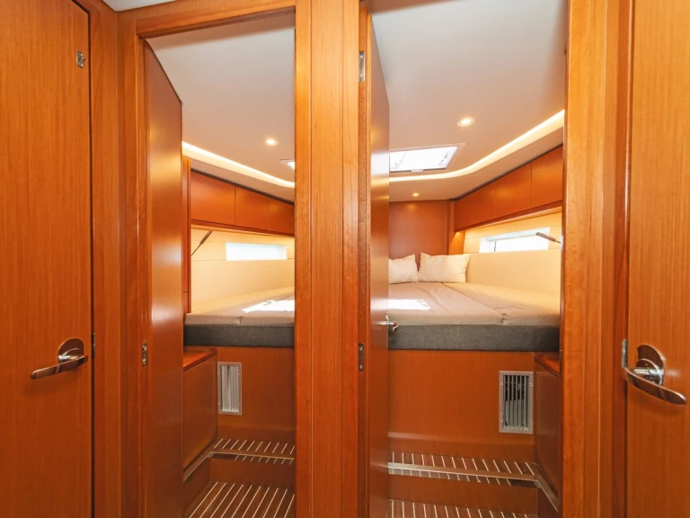 Yacht charter Alimos cheap Bavaria C57