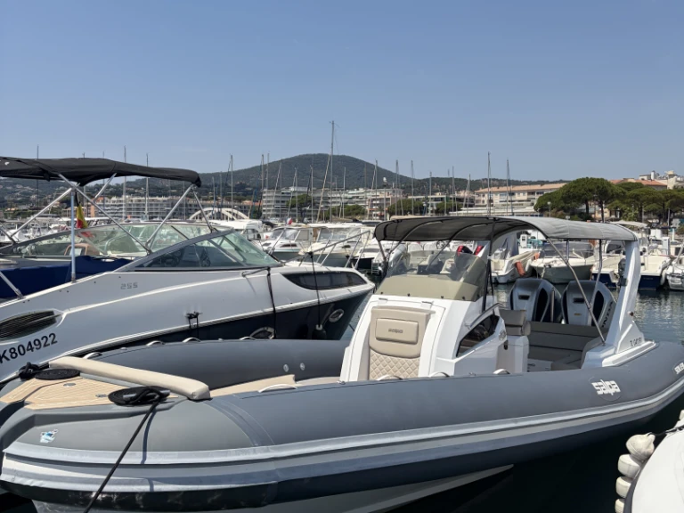 Boat rental Salpa Salpa Soleil 28 in Sainte-Maxime on Samboat