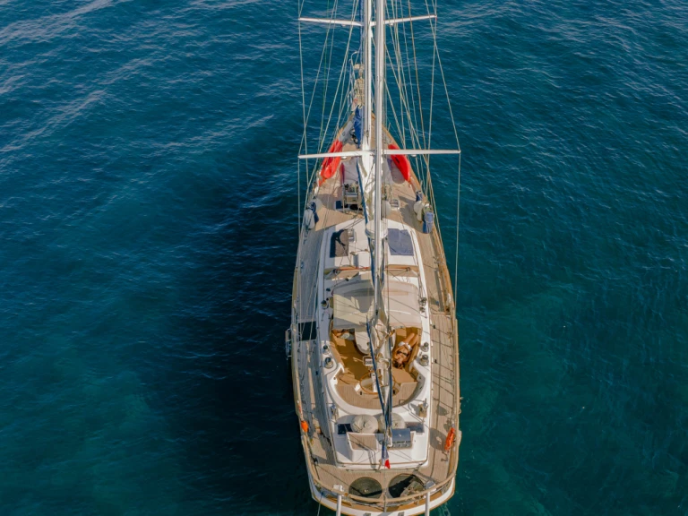 Sailboat rental in Hyères - Ta Chiao Scorpio 72