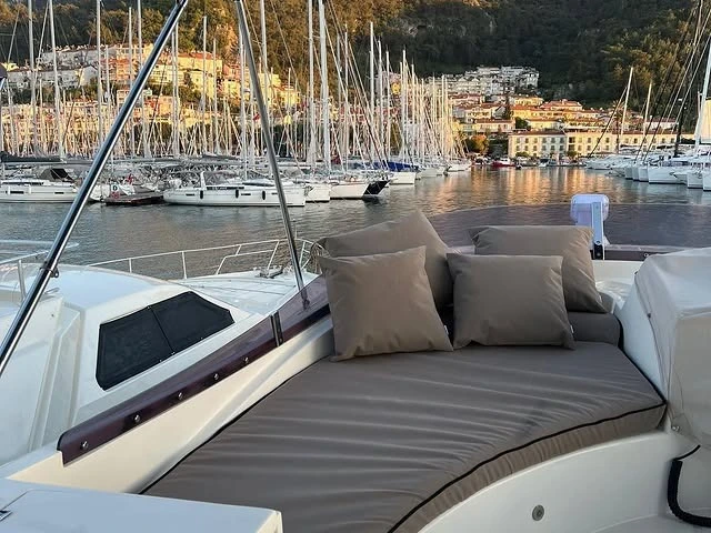 Motorboat rental with or without captain Custom Made Göcek