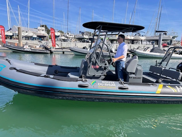 Boat rental Highfield Patrol 660 in La Trinité-sur-Mer on Samboat