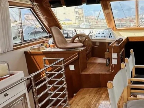 Motorboat rental in Pisa - Gulet First 48