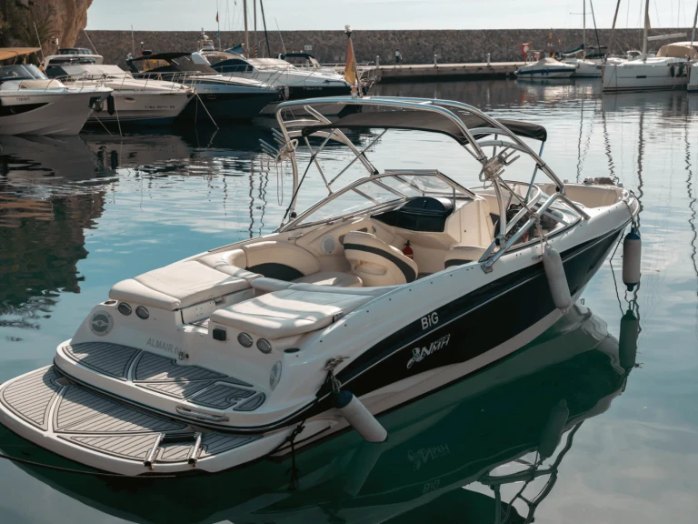 Motorboat for rent La Herradura at the best price