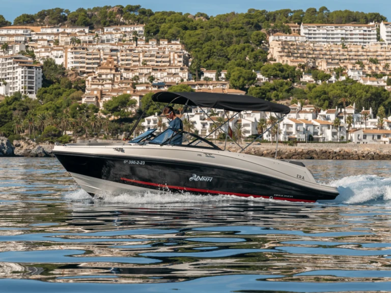 Yacht charter La Herradura cheap VR5