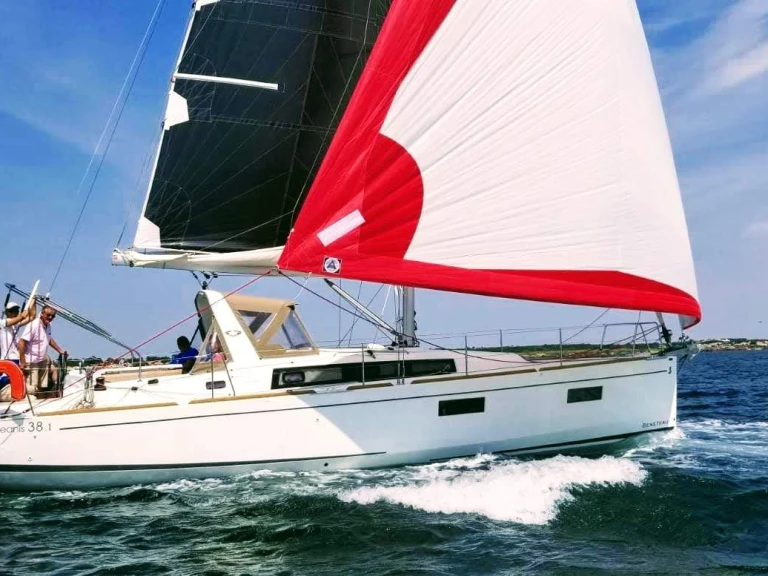 Sailboat rental with or without captain Bénéteau Les Sables-d'Olonne