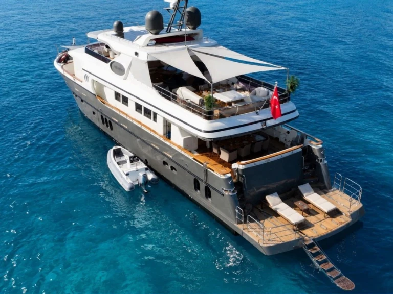 Motorboat rental with or without captain Custom Made Göcek