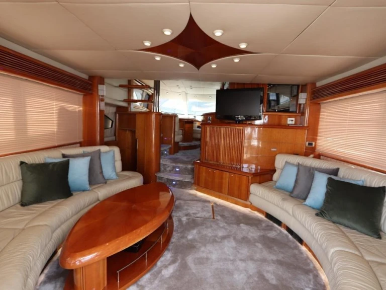 Bareboat Rental Motorboat Custom Made with a boat licence