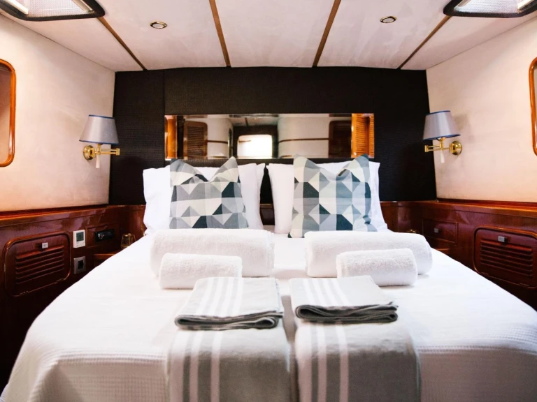Yacht charter Göcek cheap Custom made