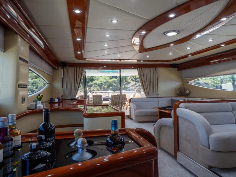 Motorboat rental in Göcek - Custom Made Custom made