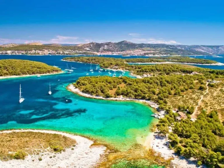 Jeanneau Cap Camarat 7.5 CC Style charter bareboat or captained in  Split