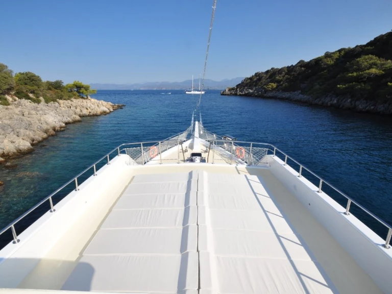 Bareboat Rental Motorboat Custom Made with a boat licence