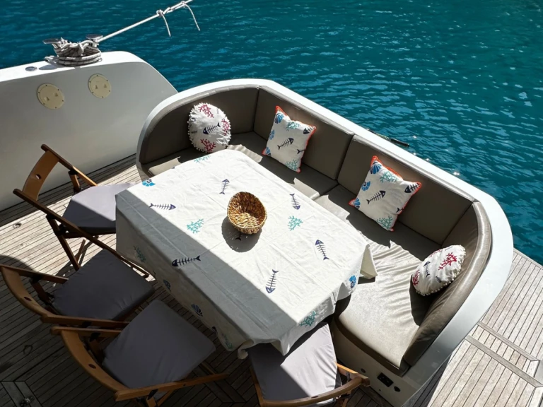 Motorboat rental with or without captain Custom Made Göcek