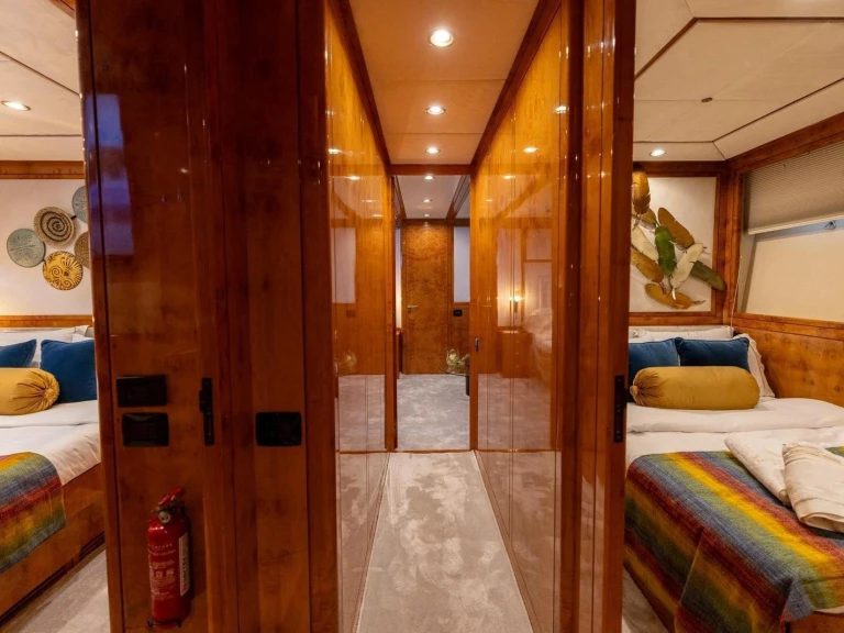 Motorboat rental in Göcek - Custom Made Custom made