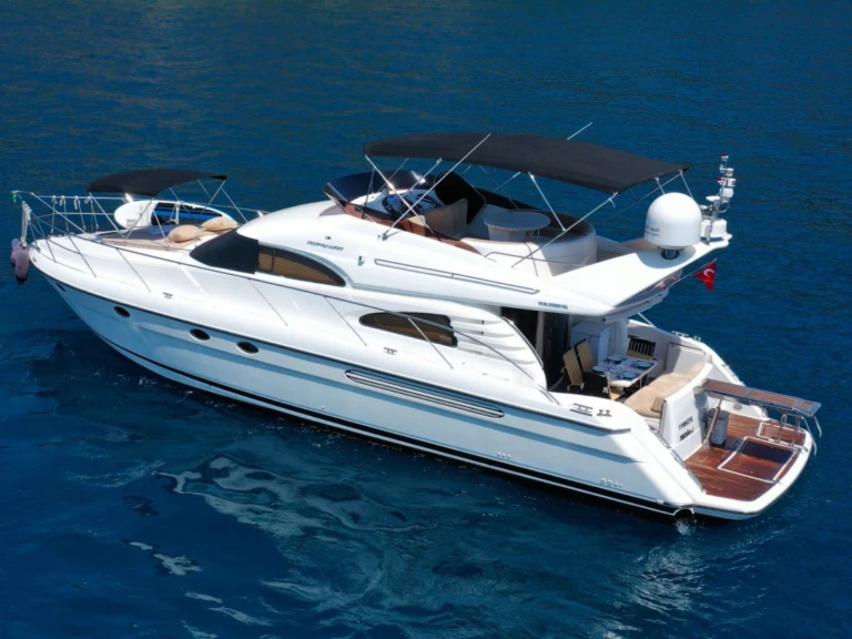 Motorboat rental with or without captain Custom Made Göcek