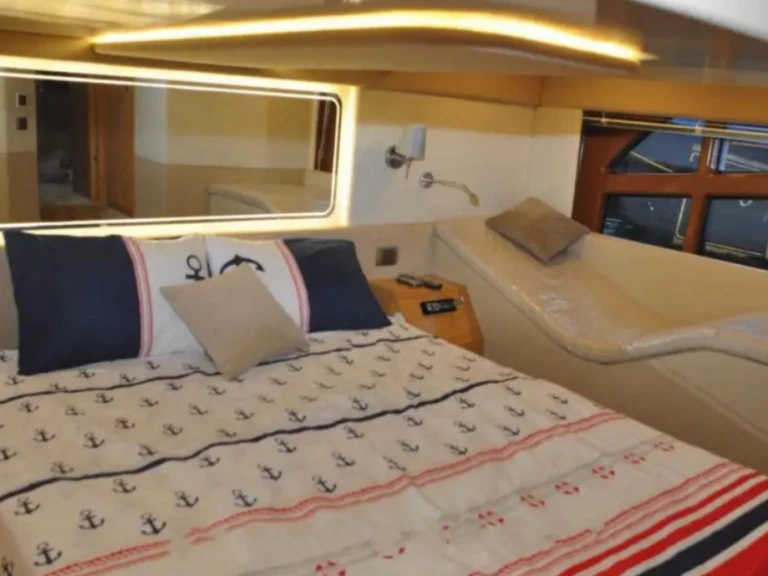 Motorboat rental in Göcek - Custom Made Custom made