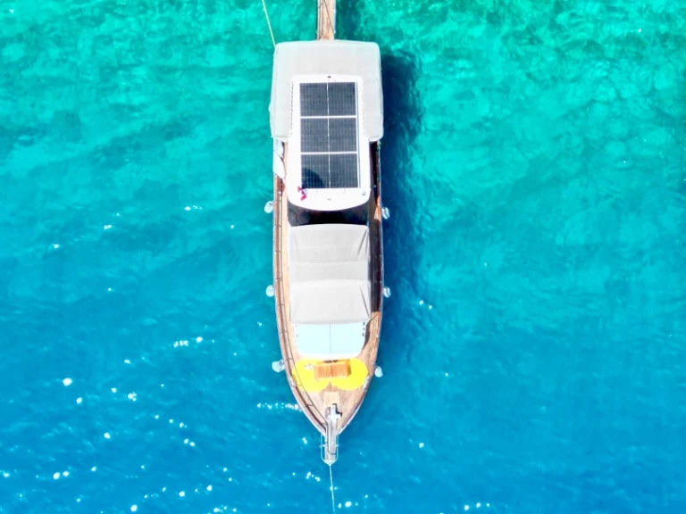 Motorboat rental in Göcek - Custom Made Custom made