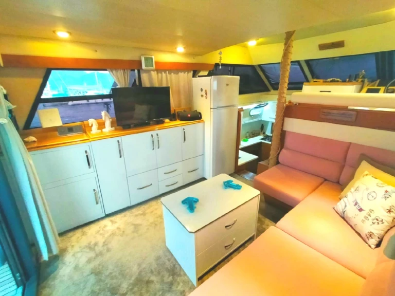 Motorboat rental in Göcek - Custom Made Custom made