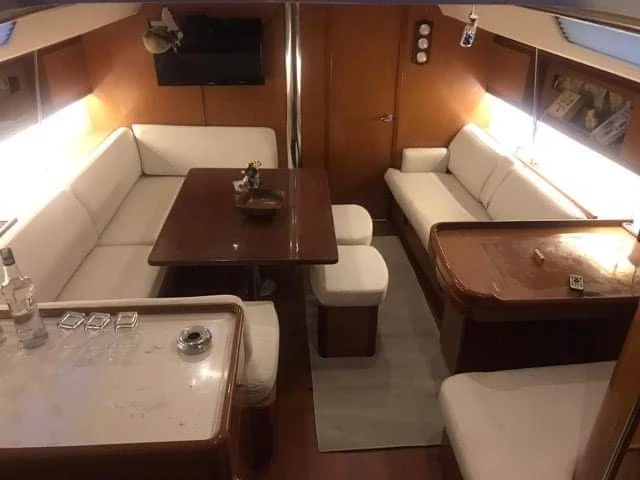 Boat rental Bénéteau Oceanis 46 in Samsun Körfezi on Samboat