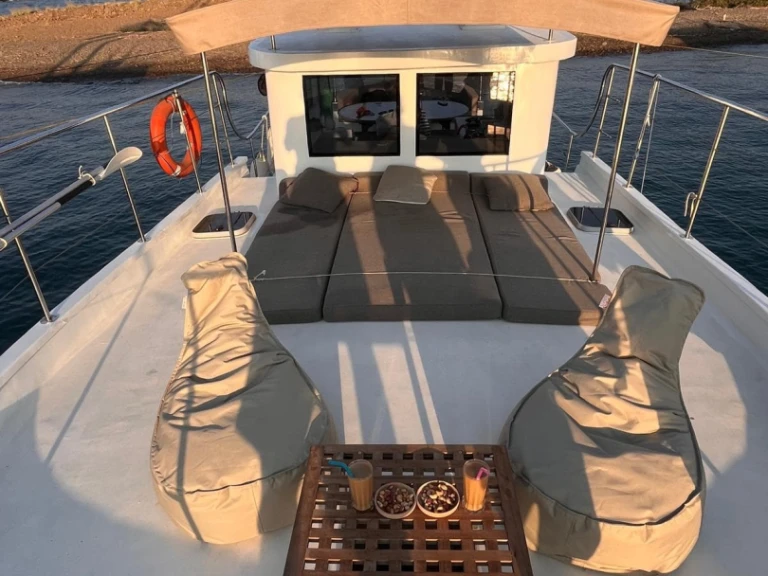 Yacht charter Göcek cheap Custom made