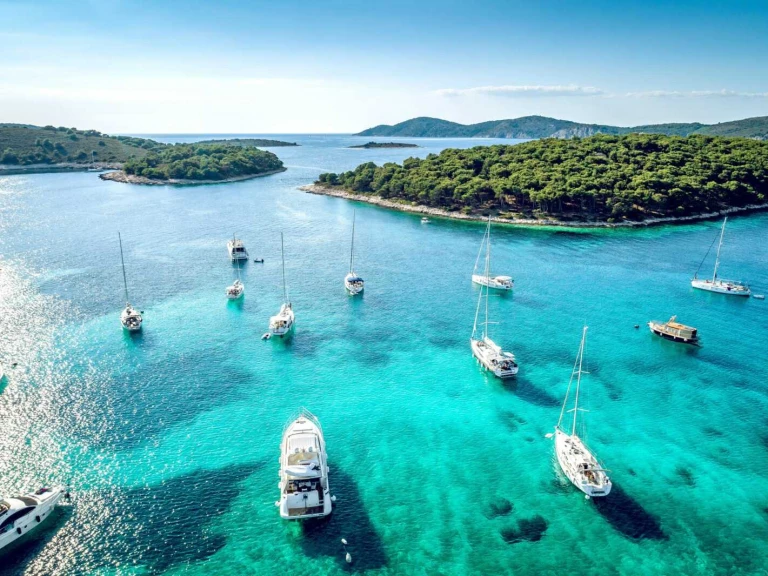 Motorboat rental in Split - Jeanneau Cap Camarat 7.5 CC Style