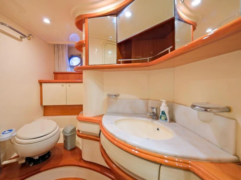 Motorboat rental with or without captain Custom Made Göcek