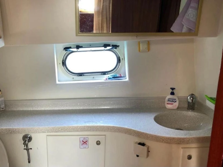 Motorboat rental with or without captain Custom Made Göcek