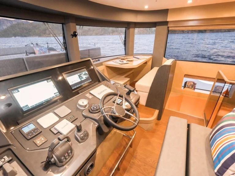 Bareboat Rental Motorboat Custom Made with a boat licence