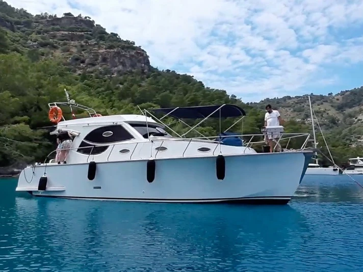 Motorboat rental with or without captain Custom Made Göcek