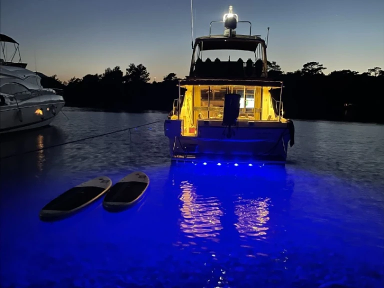 Motorboat rental in Göcek - Custom Made Custom made