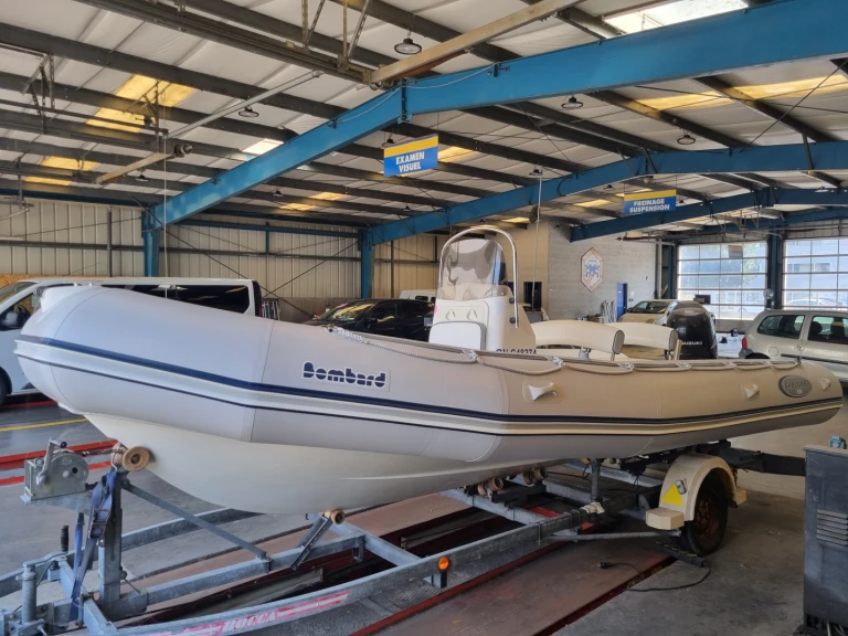Bareboat Rental RIB Bombard with a boat licence