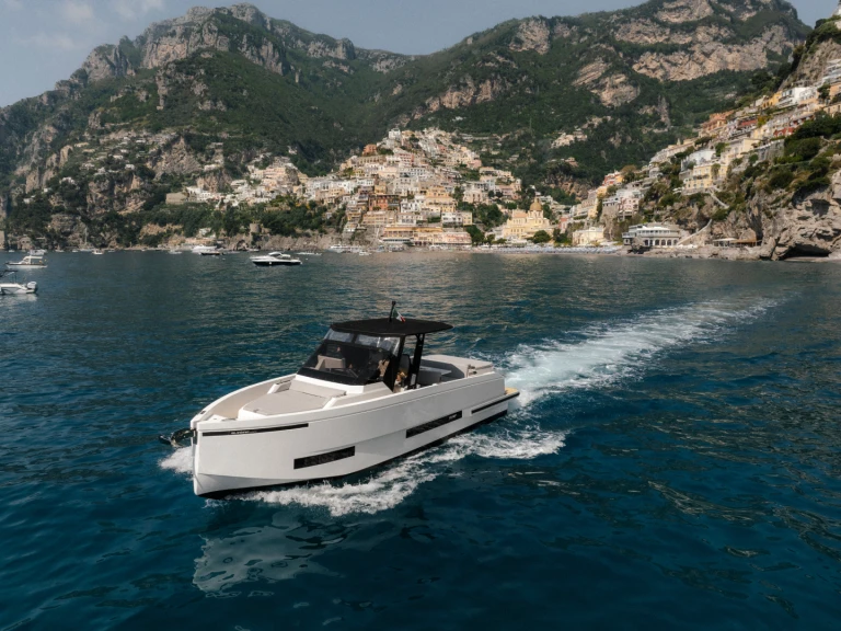 De Antonio De Antonio D32 Open in Sorrento on SamBoat