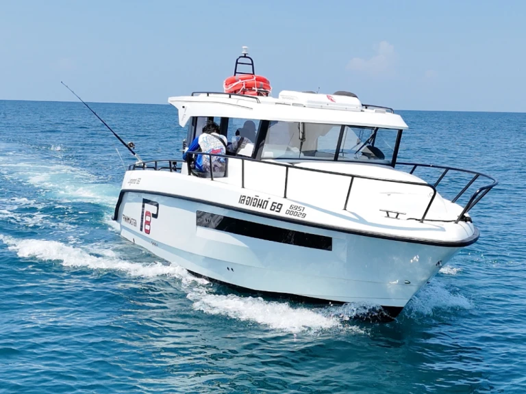 Bareboat Rental Motorboat Finnmaster with a boat licence