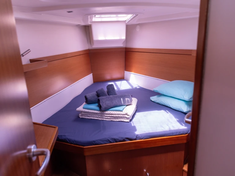 Sailboat rental in Port de Pollença - Hanse Hanse 415