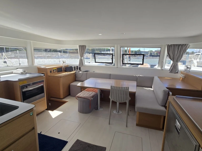 Catamaran rental in Canet-en-Roussillon -  Excess 14[G]