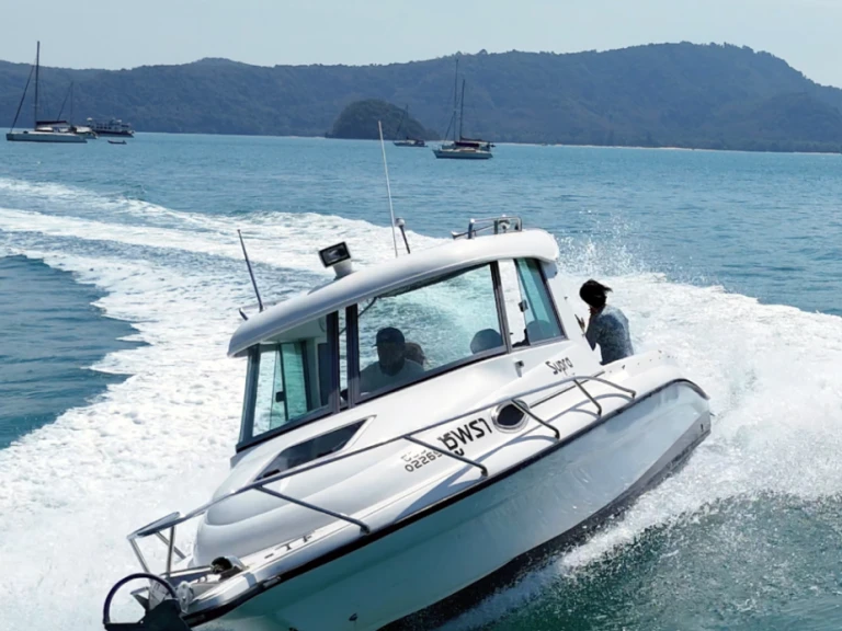Motorboat rental in Ao Chalong - Atomix Boats Atomix 705 HT