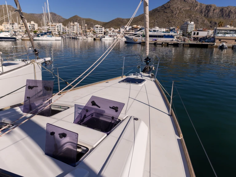 Sailboat for rent Port de Pollença at the best price