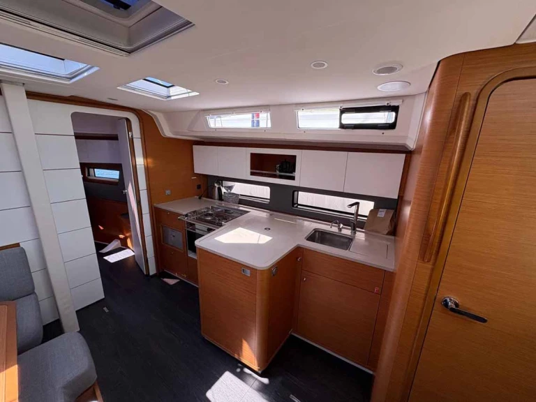 Rent a Dufour Dufour 41 Murter-Kornati