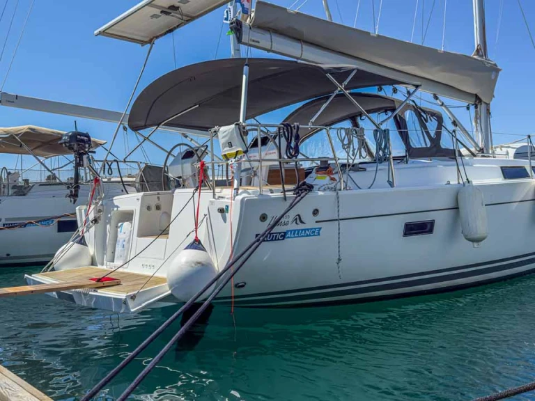 Sailboat rental in Pula - Hanse Hanse 455