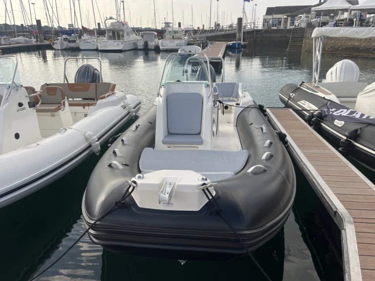 Rent a Zodiac Medline 6.8 La Trinité-sur-Mer