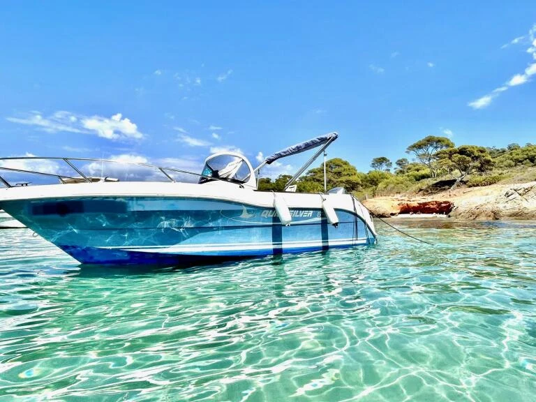 Quicksilver Quicksilver 635 Commander in Les Salins d'Hyères on SamBoat