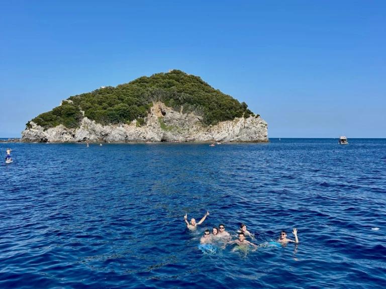 Bareboat Rental Motorboat Mochi Craft with a boat licence