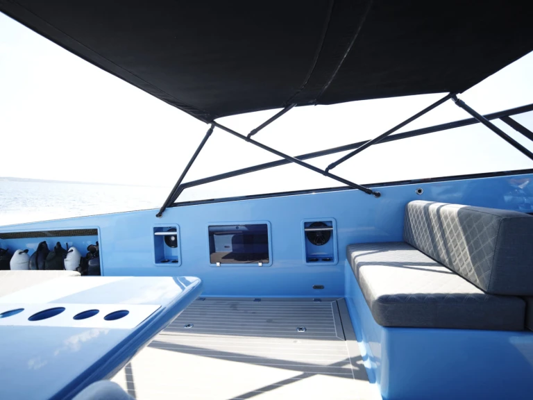 Luxury Yacht for rent Cannes at the best price