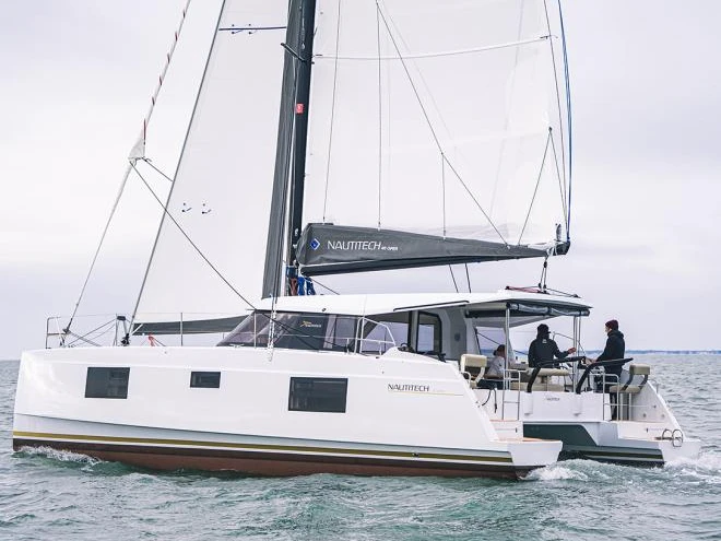 Catamaran rental in Port-Saint-Louis-du-Rhône - Nautitech Nautitech 40 Open 