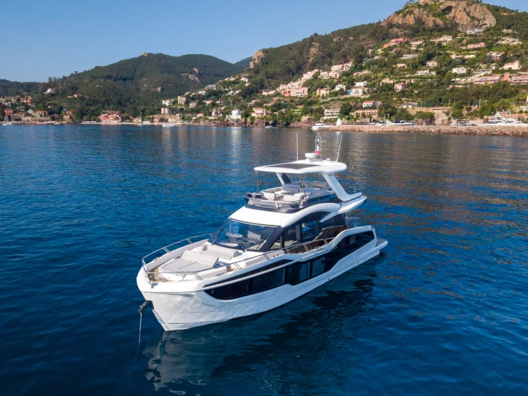 Motorboat rental in Saint-Raphaël - Gaelon 560 fly