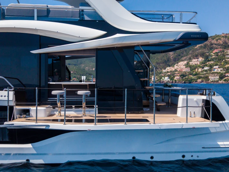 Motorboat rental with or without captain Gaelon Saint-Raphaël