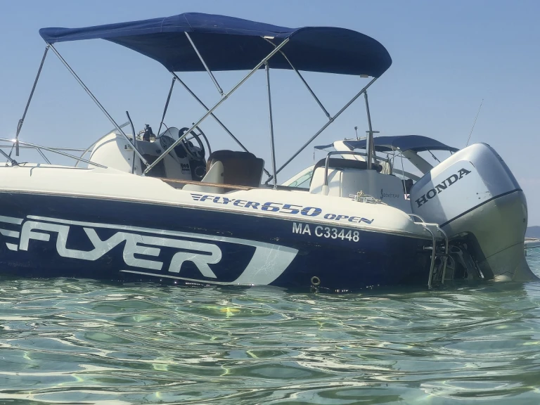 Bénéteau Flyer 650 Open in Ayguade-Ceinturon on SamBoat